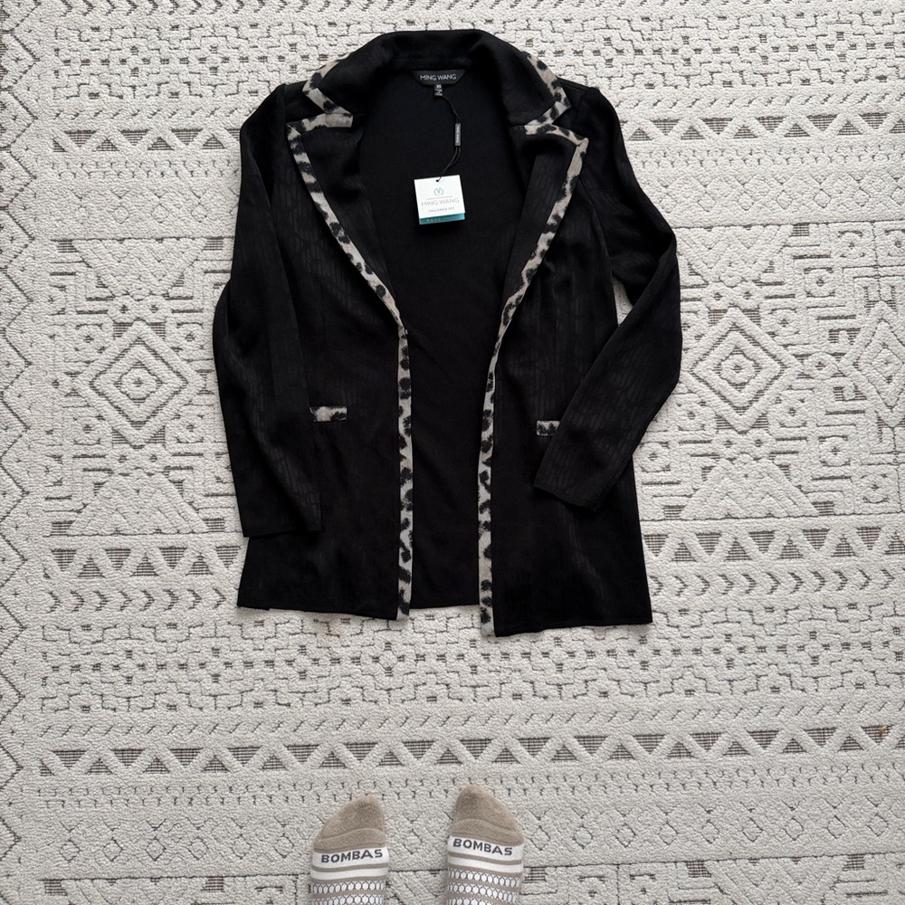 NWT Ming Wang Black Jacket with Leopard Trim